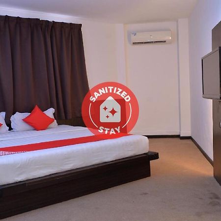 טאוואו Oyo 43960 Laksamana Executive & Boutique Hotel מראה חיצוני תמונה