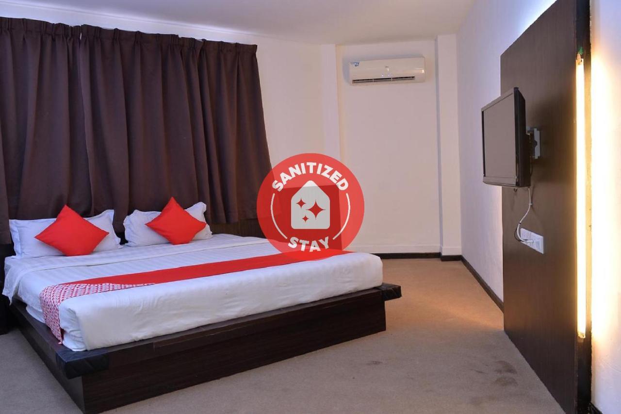 טאוואו Oyo 43960 Laksamana Executive & Boutique Hotel מראה חיצוני תמונה