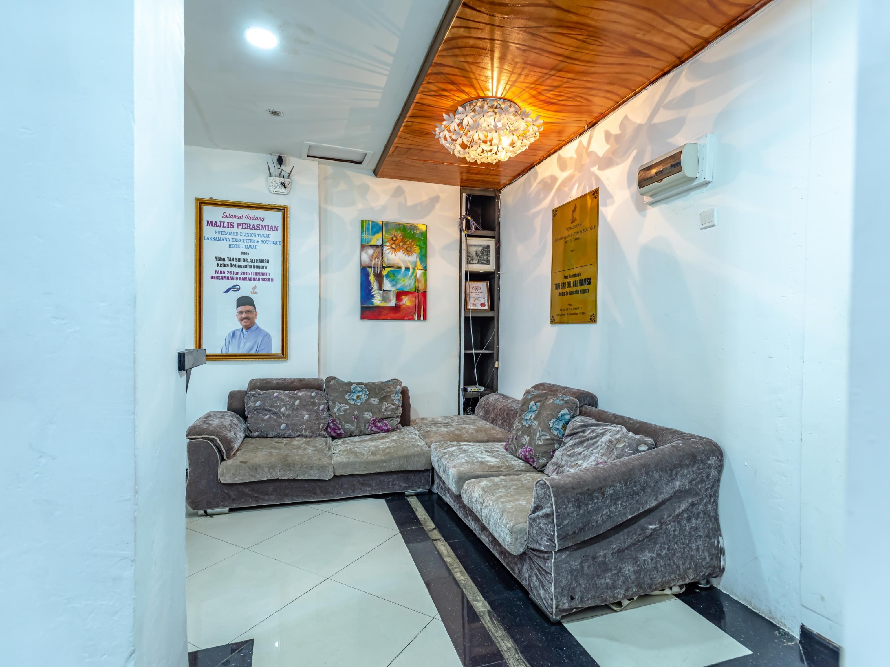 טאוואו Oyo 43960 Laksamana Executive & Boutique Hotel מראה חיצוני תמונה