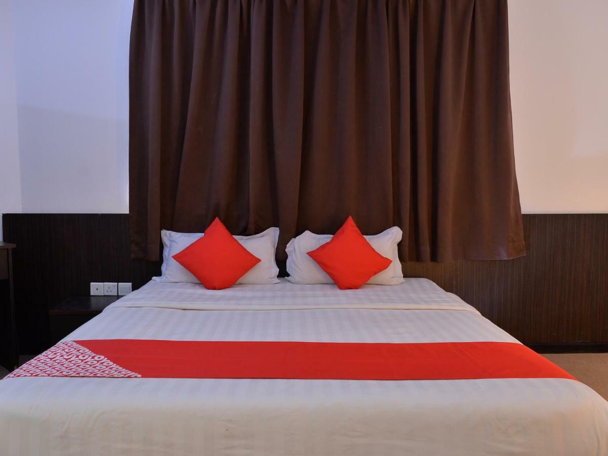 טאוואו Oyo 43960 Laksamana Executive & Boutique Hotel מראה חיצוני תמונה