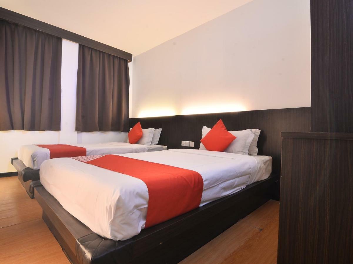 טאוואו Oyo 43960 Laksamana Executive & Boutique Hotel מראה חיצוני תמונה