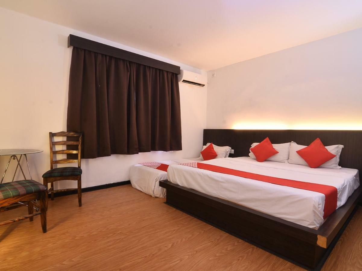 טאוואו Oyo 43960 Laksamana Executive & Boutique Hotel מראה חיצוני תמונה