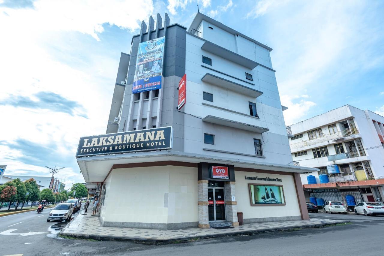טאוואו Oyo 43960 Laksamana Executive & Boutique Hotel מראה חיצוני תמונה