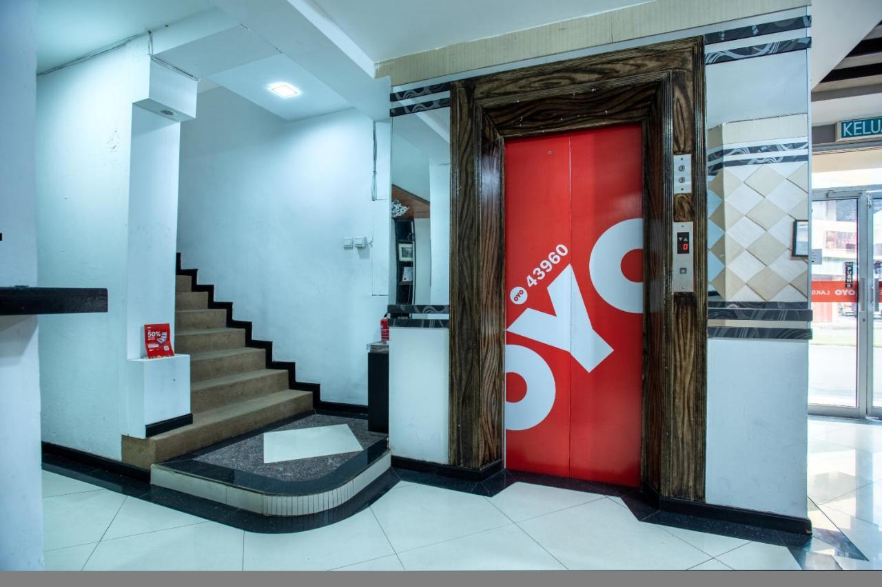 טאוואו Oyo 43960 Laksamana Executive & Boutique Hotel מראה חיצוני תמונה